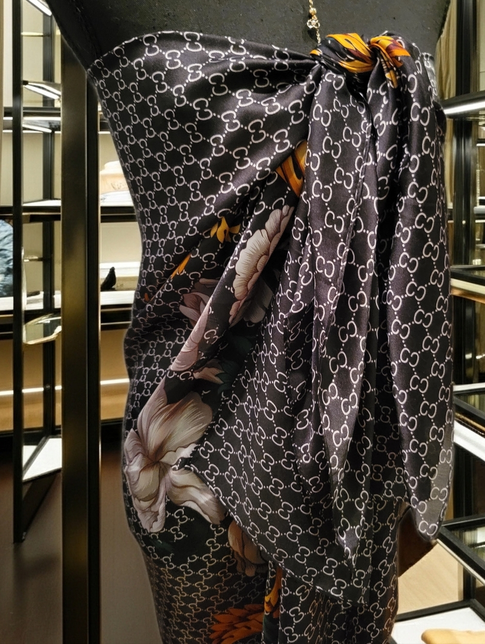Oversized Black Baroque Print Silk-Like Scarf/Shawl/Hijab/Beach Cover Up NWOT - Picture 6 of 12